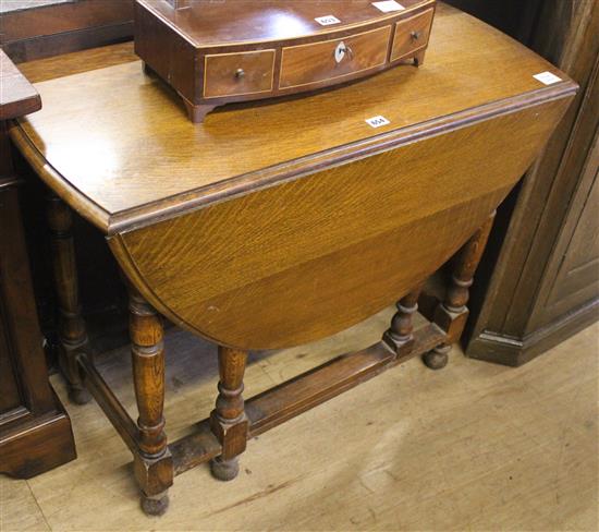 1930s oak gateleg table